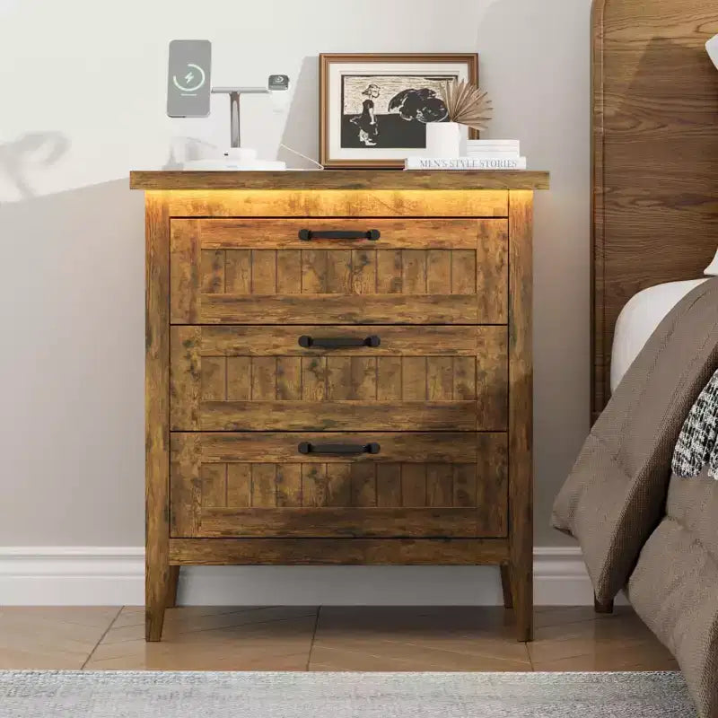 3-Drawer Dresser Nightstand w/ Charging Station & Lights, Modern Wood Chest of Drawers, Storage Organizer Cabinet for Bedroom & Closet